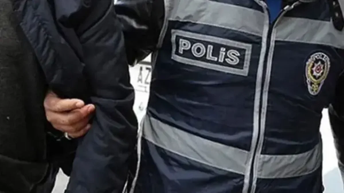 İstanbul'da 3 İlçede Düzenlenen Operasyonda 1 Tona Yakın Uyuşturucu Hap Ele Geçirildi