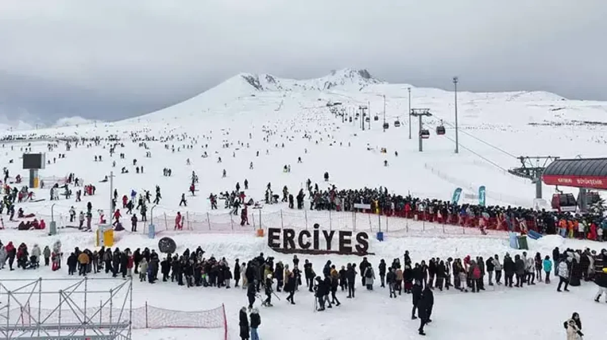 Erciyes, Kayak Sezonu Boyunca 3,3 Milyon Ziyaretçiyi Ağırladı