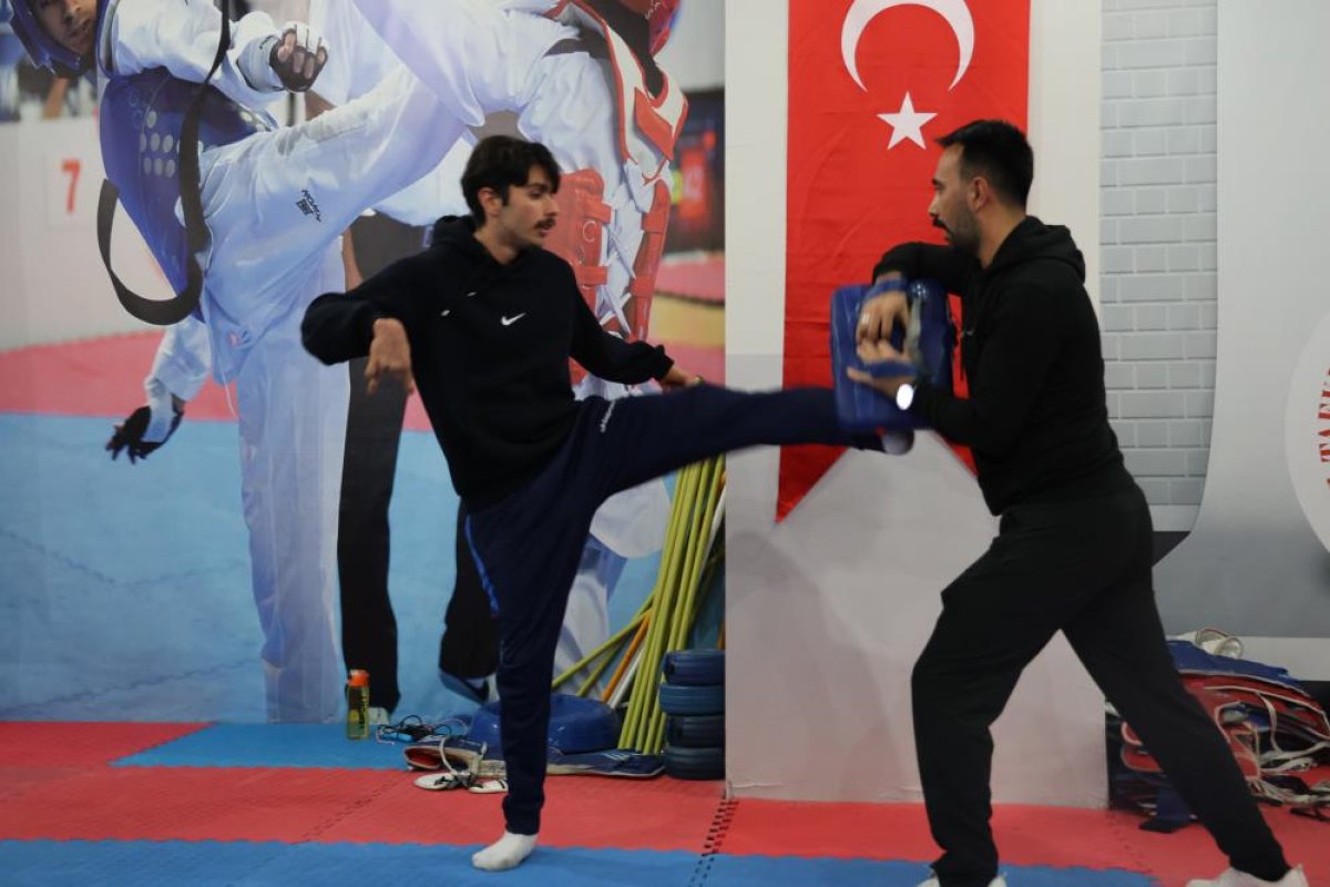 Engelleri Yıkan Şampiyon