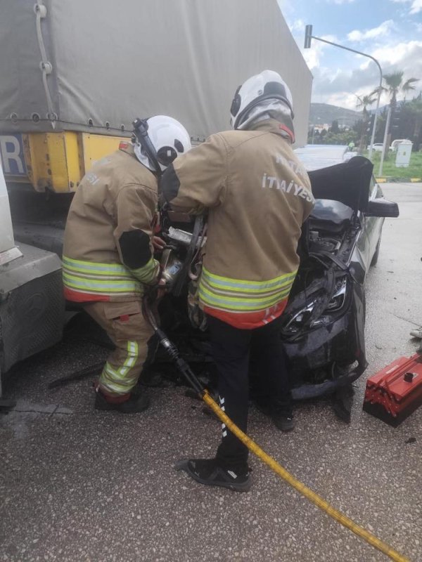 Kırıkhan'da Trafik Kazası: 1 Yaralı