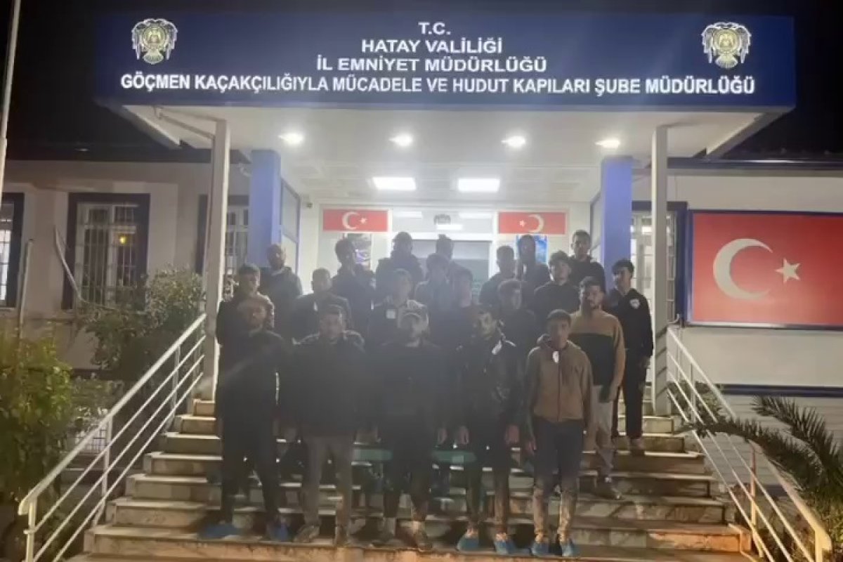 Hatay'da 19 Göçmen Yakalandı, Organizatör 2 Sürücüye 350 Bin TL Ceza Uygulandı