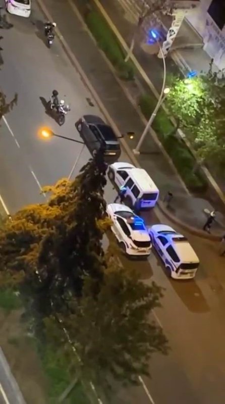 Diyarbakır'da alkollü baba ve oğlu dehşet saçtı: Araçtan içki şişelerini attılar, 590 bin lira ceza yediler