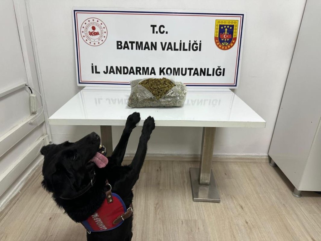 Batman’da ticari takside uyuşturucu madde ele geçirildi: 1 tutuklama