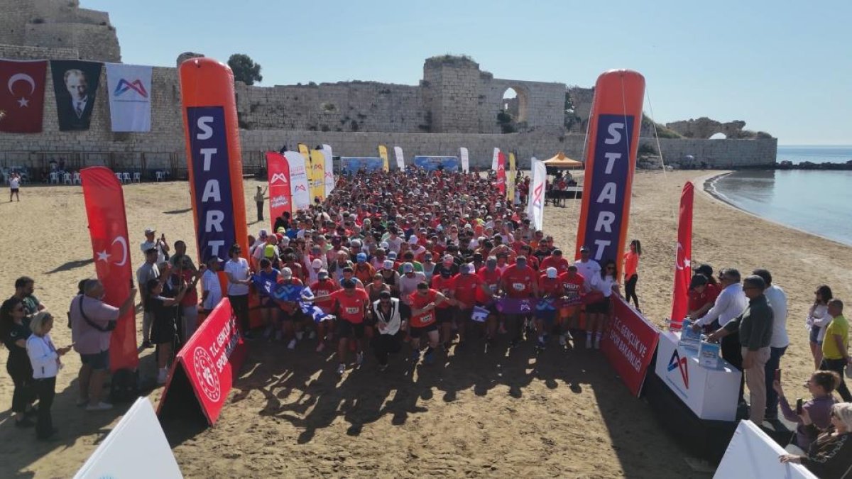 Mersin'de Ultra Maraton Heyecanı: Sporcular Antik Kentler Arasında Yarıştı