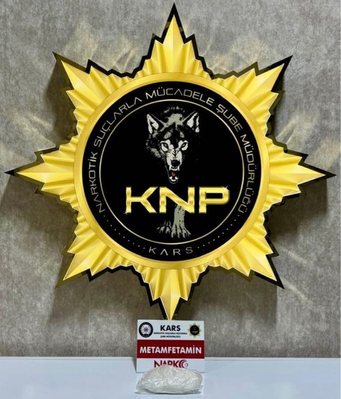 Zehir Tacirlerine Şafak Operasyonu: Kars’ta 114 Gram Metamfetamin Ele Geçirildi, 2 Tutuklama