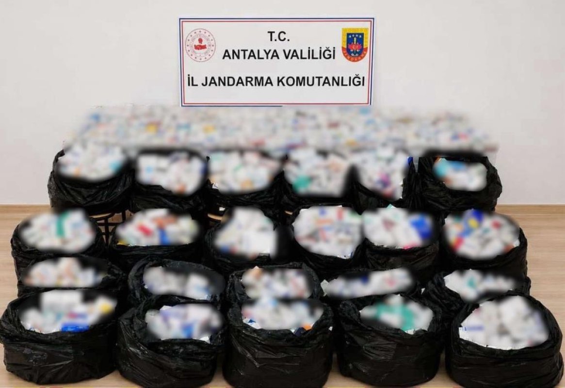 Gazipaşa'da 164 Bin Adet Sentetik Hap Ele Geçirildi