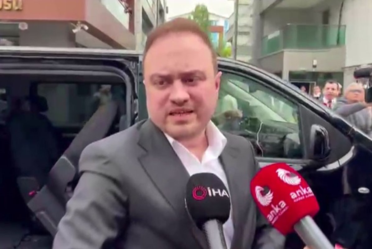 İcra Heyeti Görevlendirmeyi Tebliğ İçin Kılıçdaroğlu'nun Ofisine Geldi