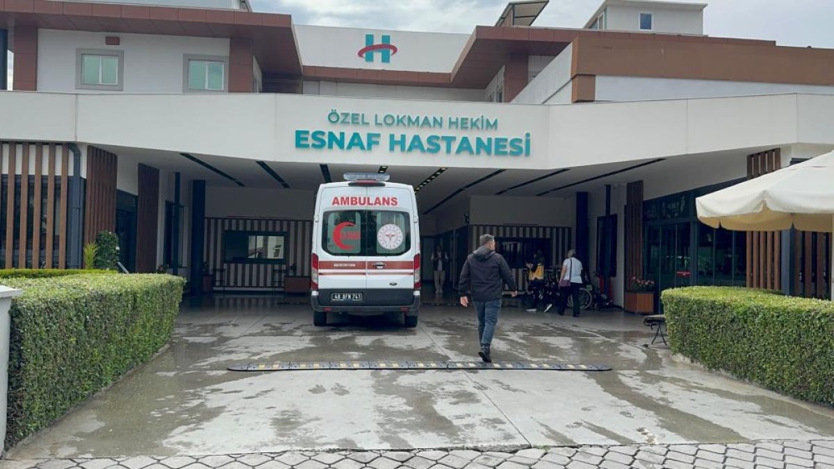 Fethiye Belediye Başkanı Karaca, Silahlı Saldırıya Uğradı