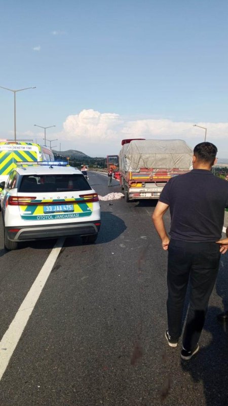 Tarsus’ta Trafik Kazası: 1 Ölü