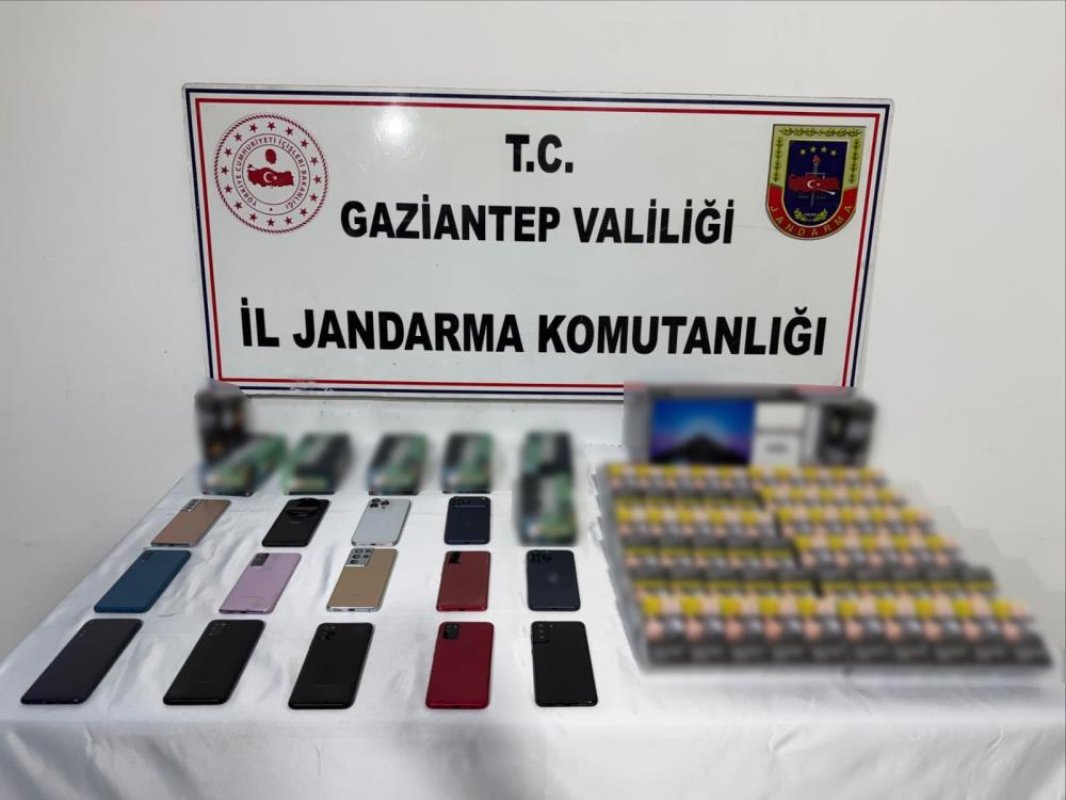 Gaziantep'te 4,5 Milyon TL Değerinde Kaçak Malzeme Ele Geçirildi: 1 Gözaltı