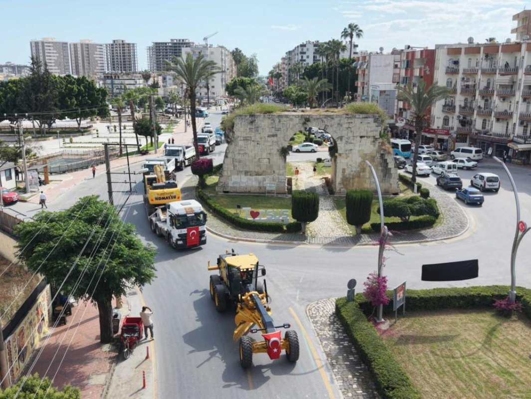 Tarsus Belediyesine Yeni Hizmet Araçları Kazandırıldı