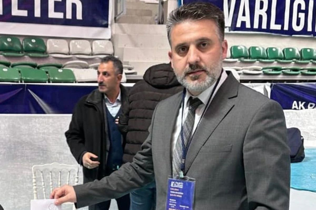Bursa Büyükşehir Belediyesi AK Parti'ye Geçti! Başkanvekili Şahin Biba Oldu