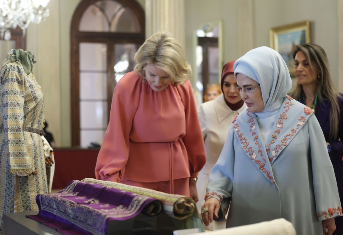 Emine Erdoğan, Belçika Kraliçesi Mathilde'ye Türk Kültürünü Tanıttı