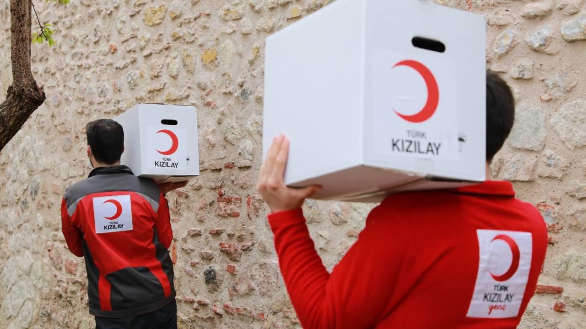 Türk Kızılayın Kurban Bağışı Kampanyası Tatil Günlerinde De Devam Ediyor
