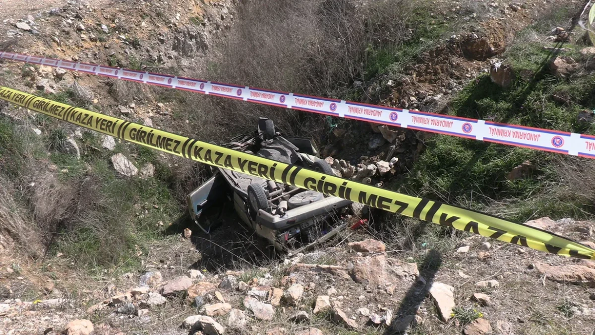 Kütahya’da Feci Kaza: 2 Ölü, 1 Yaralı