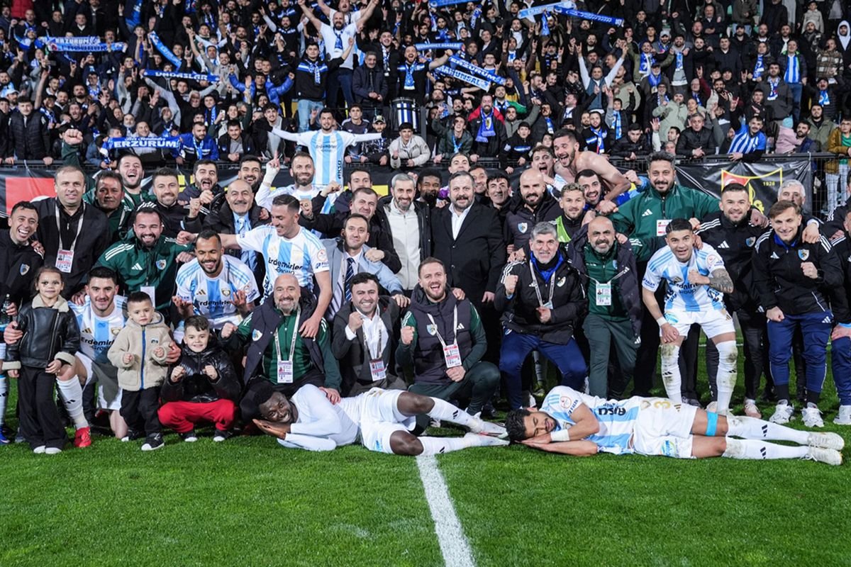 Sanki Barcelona! Adım Adım Değil Koşarak Süper Lig'e Geliyorlar