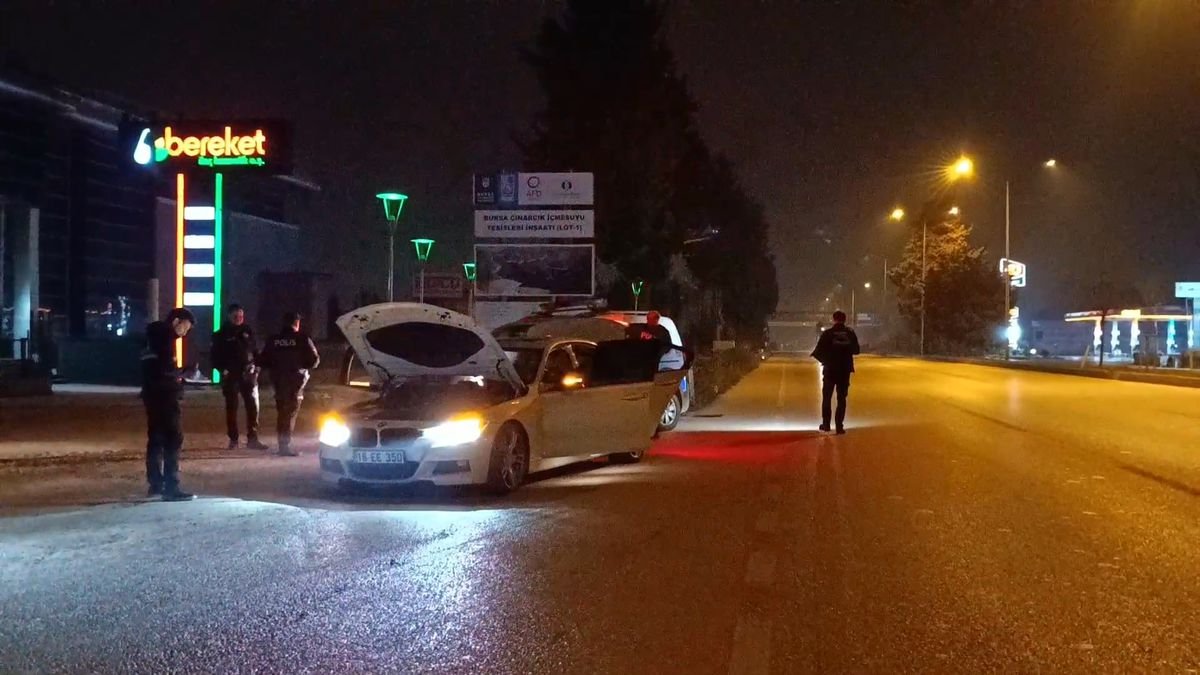 Kan Donduran Kovalamaca! Önünü Kesip Kurşun Yağdırdı