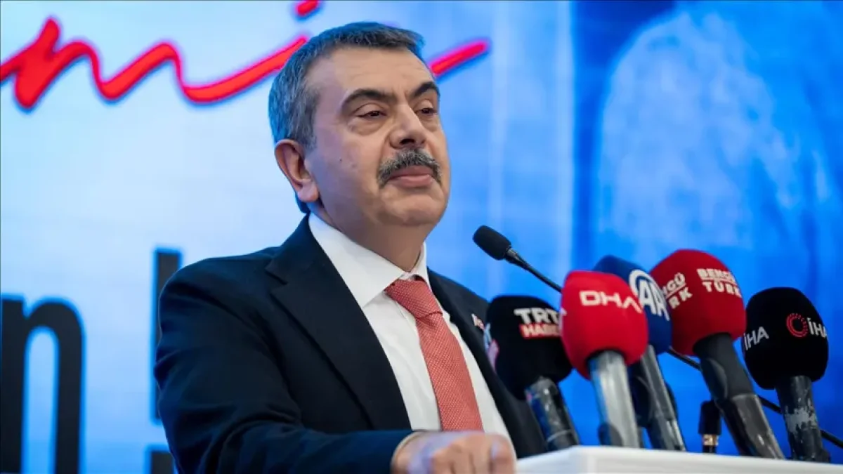 Ara Tatil Kalkıyor mu? Bakan Tekin’den Açıklama