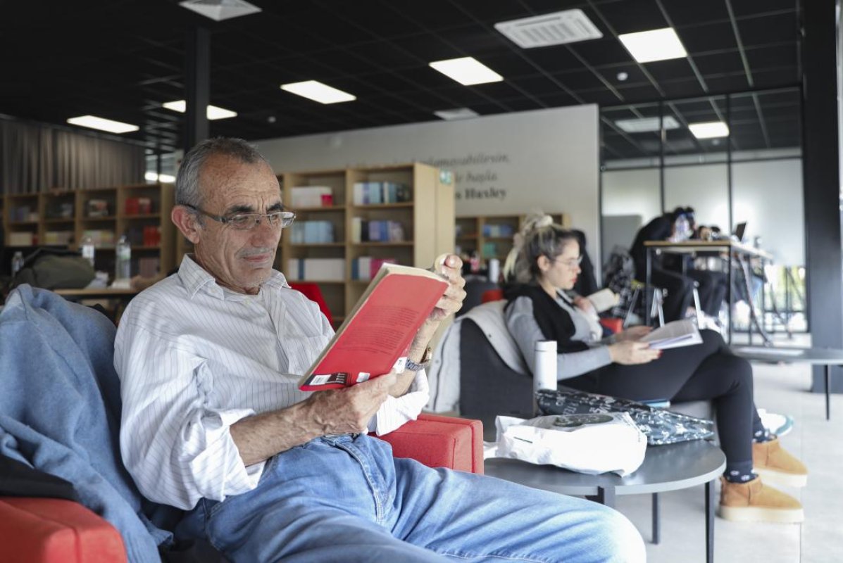 Okuma Salonları Gençlerin 2. Evi Oldu
