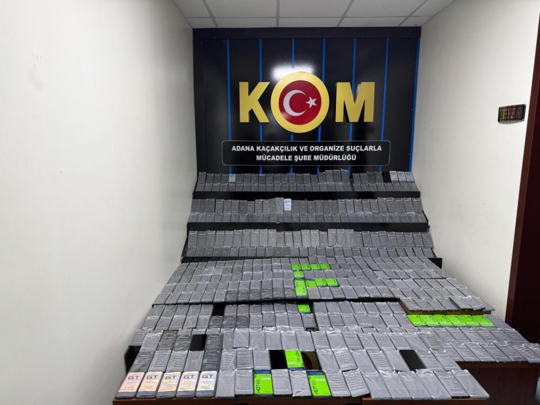 Su Kolilerinden Kaçak Telefon Çıktı