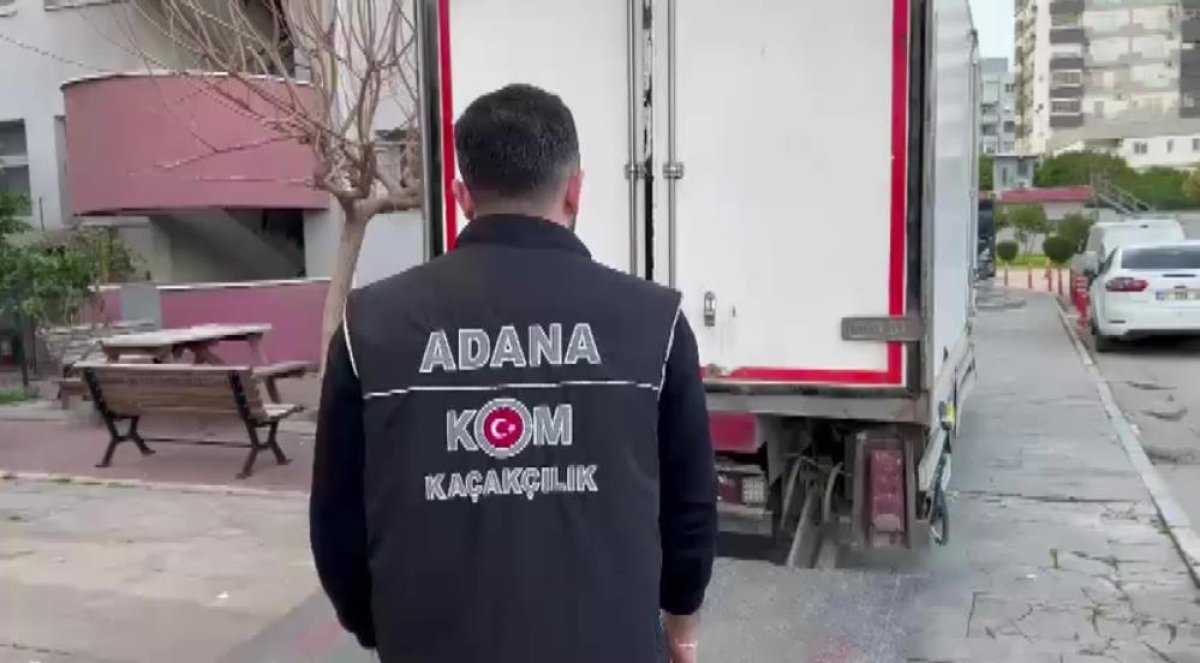 Adana’da 150 Bin Paket Kaçak Sigara Ele Geçirildi