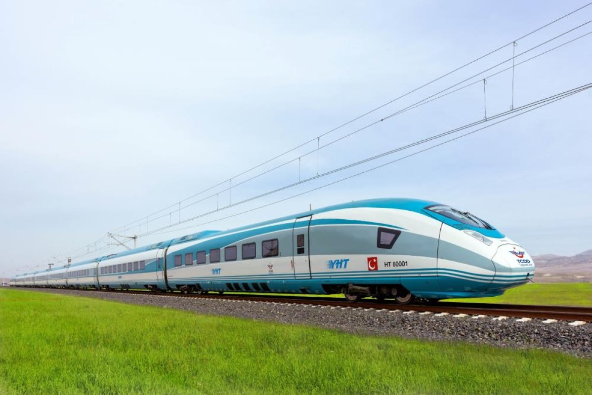 YHT ile 17 Yılda 110 Milyon Yolcu Taşındı