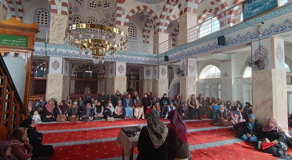 Anamur’da Kadınlara Özel Kadir Gecesi Etkinliği