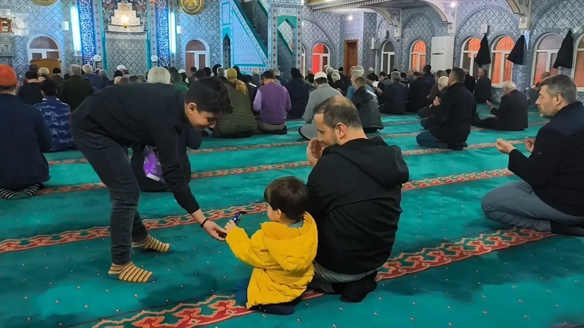 'Arkadaşlarımla Camideyiz' Etkinliği