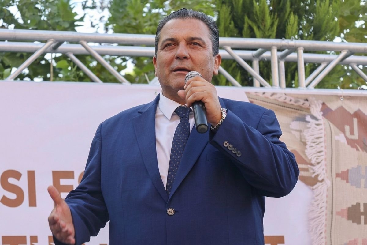 Uşak Eşme Belediye Başkanı Ve Eşi Dahil 5 Kişi Gözaltına Alındı